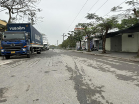 Bán gấp đất kinh doanh làn 2 khu biệt thự Nguyên Khê, 134m2, MT 5.5m, giá 95 tr/m2