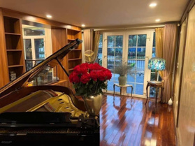 Siêu rẻ đẹp! Biệt thự Lão Thành Cách Mạng, KĐT Yên Hòa, thang máy, gara, nội thất 4*