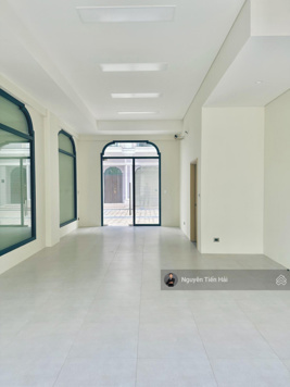 Cần bán shophouse mặt phố đi bộ, căn cuối cùng giá tốt nhất dự án. Chỉ 29 tỷ đã bao gồm 5% ra sổ