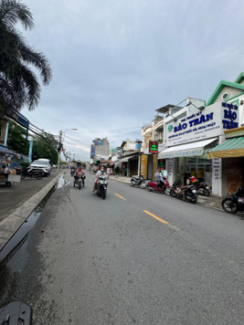 Mặt tiền đường Đông Hưng Thuận 2, Phường Tân Hưng Thuận, Q12, DT 8 x 20m giá bán: 14ty
