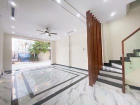 Siêu hiếm, phân lô ô tô Trần Bình, 45m2 x 6 tầng 12.9 tỷ