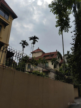 Chính chủ bán biệt thự Pháp ngõ ô tô vip nhất phố Tô Ngọc Vân, diện tích 120m2 x 4.5 tầng, MT 8m