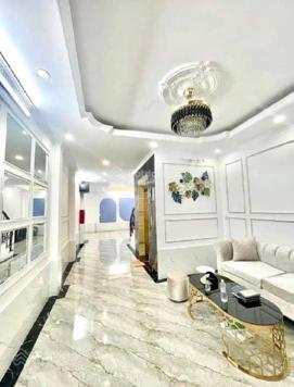 Bán CCMN, căn hộ dịch vụ phố Kim Ngưu, 68m2, 7 tầng, 16 phòng, nhà mới đẹp, xem là chốt