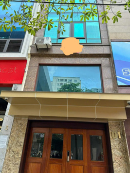 Thái Thịnh - toà nhà 9 tầng - kinh doanh - ô tô tránh: 75m2, 9 tầng, giá 33 tỷ