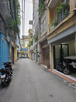 Siêu phẩm cầu giấy 3 bước ra phố ôtô vào nhà đường 2 làn ôtô mới đẹp 64m2 5 tầng giá 19,8 tỷ