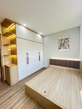 Cần bán căn hộ giá 3,3 tỷ tại chung cư VP5 Linh Đàm, sổ đỏ chính chủ 61,5m2