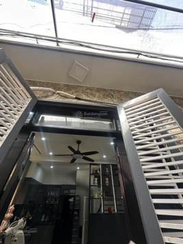 Bán nhà phố Minh Khai - Hai Bà Trưng - nhà đẹp dân xây - gần phố - 3 ngủ - sẵn ở - full nội thất