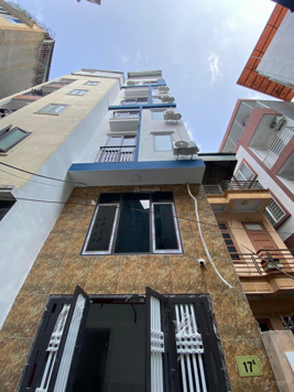 Bán CCMN Mỹ Đình. DT 60m2 x 9T x 21 phòng full đồ kk, đầy đủ PCCC. Dòng tiền 100tr/th giá 14 tỷ 5