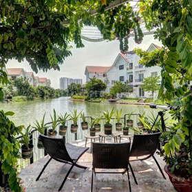 Bán đơn lập Đông Nam Vinhomes Riverside 345m2, có sông, gần vườn hoa. Đường lớn. Giá bán 76 tỷ