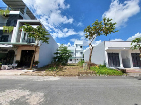 Khách cần tiền bán gấp lô đất ngay TP Gò Công. DT 110m2 gần chợ mới thành phố Gò Công. TC