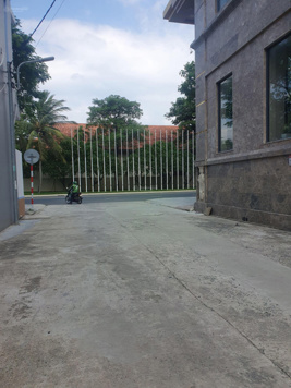 CHỦ GẤP BÁN GIẢM GIÁ SỐC CẦN BÁN NHANH TOÀ CĂN HỘ 4 TẦNG. DT 112m2. NGANG 7,2M VUÔNG VỨC.