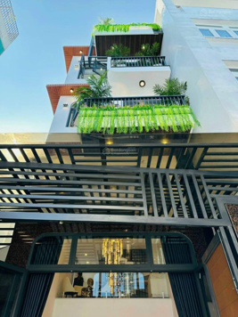 Nhà Võ Duy Ninh cần bán DT: 60m2, 1T + 1L + 2L nhà có thiết kế hiện đại, nội thất thông minh