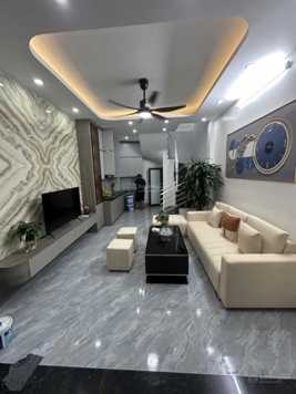 Bán nhà phố Quan Nhân, Thanh Xuân nhà đẹp, giá tốt chỉ 5.7 tỷ