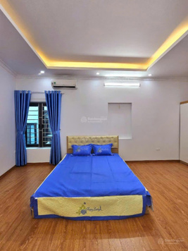 Bán nhà phố Cự Lộc nhà đẹp 3ngủ 2 mặt thoáng