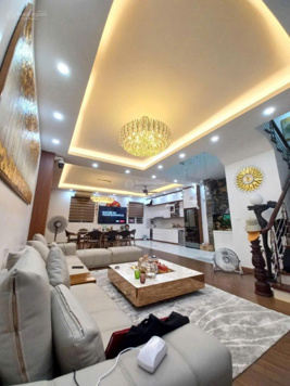 Nhà phân lô oto tránh thang máy - đang xây 90% - gần Louis City Tân Mai