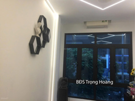 Cực hiếm. Bán nhà mặt phố Trường Chinh, 5 tầng thang máy, 35m2. MT 3.3m. Phải nhanh mới kịp