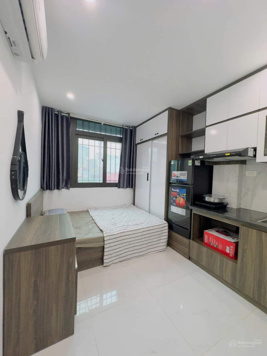 Bán chung cư mini phố Triều Khúc, DT: 50m2, MT: 7.3m, 7 tầng, thang máy, 11 phòng, giá: 8.2 tỷ