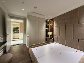 Duy nhất căn hộ Vincom Center Đồng khởi, 195m2, 3PN, 2WC, đã có sổ hồng, đang cho thuê 115tr/tháng