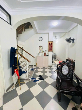 Bán nhà Thái Thịnh - Đống Đa 46m2 5tầng MT 4m giá 8,3 tỷ