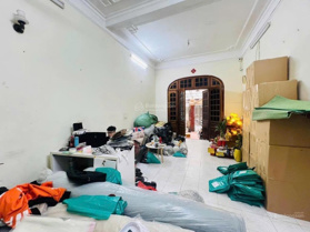 Giá đầu tư! Nhà phố Nguyễn Ngọc Nại 80m2, ô tô tránh đỗ, sổ nở hậu
