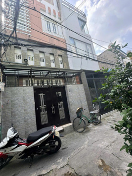 Bán nhà HXH Nguyễn Trung Trực, P5 Bình Thạnh. DTSD: 242.08m2 - Cho thuê thu nhập 45tr/tháng