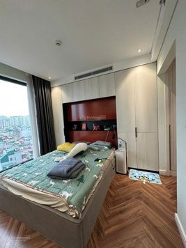 Chính chủ cần bán căn 88m2, 3N2WC full nội thất ban công hướng Nam giá chỉ 5.9 tỷ. LH 0982 868 534