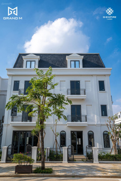 Bán R01 cạnh chung cư và cổng vào bệnh viện Nhi HN 2 Diện tích 212m2 chỉ 160tr/m2 LH: 0911 736 154