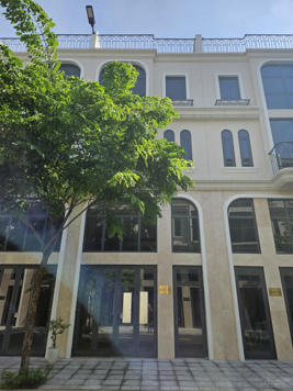 Sen Vàng Town - Nhà phố xây sẵn 5 tầng, mặt tiền đường KDC sầm uất, TT chỉ 15% nhận nhà ngay