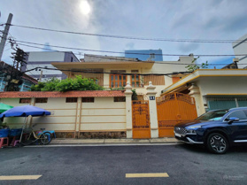 Bán nhà biệt thự đẹp tại đường Lam Sơn, 42 tỷ, 181m2 (18 x 10m), 2 tầng