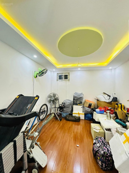 Bán gấp nhà Ngõ 72 Nguyễn Trãi Q. Thanh Xuân DT 44m2 5 tầng giá chào bán 8,65 tỷ