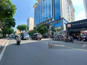 Toà nhà góc 2MT 341 Nguyễn Trãi, Quận 1 - 9x22m - hầm 7 tầng - HĐT 350 triệu - giá 130 tỷ