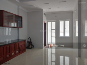 Bán nhà Đặng Thùy Trâm - Trục 12m đối diện đại học Văn Lang 4.2x20m 4 tầng đăng khai thác 35tr/th