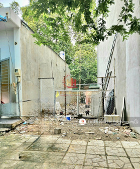 Đất sổ hồng chính chủ 1 sẹc Nguyễn Văn Quá, Quận 12, DT 4x17m, giá 3tỷ95 mã ĐHT044