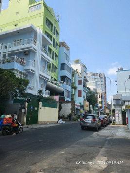 Bán tòa nhà hầm 7 lầu, MT 9 11 Nguyễn Văn Thủ, Đa Kao, Quận 1. DT 8*18m, 1300m2 sàn. Giá 108 tỷ