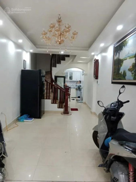 Bán nhà Nguyễn Xiển - Thanh Xuân 39m2 5 tầng full nội thất, gần phố ô tô tránh 20m chỉ 5.9 tỷ