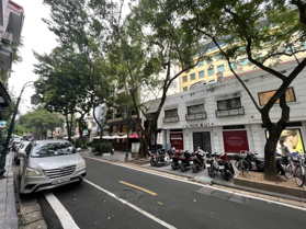 (Chính chủ) bán nhà mặt phố Triệu Việt Vương, DT 55m2, 4 tầng, MT 6m. Giá 35 tỷ. LH: 0964 488 868