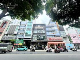 Bán gấp mặt tiền Hai Bà Trưng, Quận 1. DT: 10x22m. 5 tầng