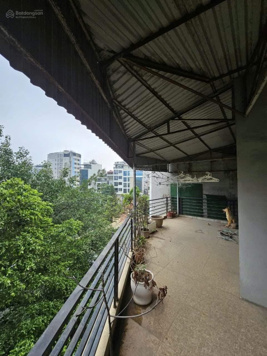 Nhà mặt ngõ phố Quan Nhân, ô tô đỗ ngày đêm, view hồ, mặt tiền 9.5m