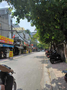 Nhà riêng hiếm có phố Khương Hạ. diện tích 38m2, giá 7.5tỷ, 5 phòng ngủ. ô tô đỗ