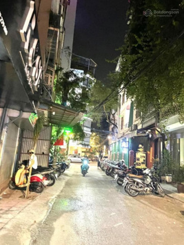 30m ra Ôtô - Ngõ thông - 30/35m2 5T - View Lotte - 6.85 tỷ