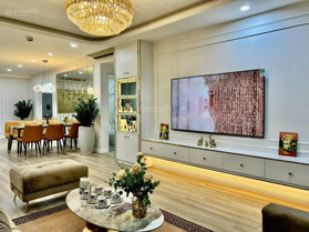 Tôi cần bán cc TSQ Euroland, Mỗ Lao diện tích 123m2 3N 2VS view hồ Trung Văn, sẵn sổ full nội thất