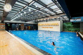 Tôi chủ nhà cần bán căn hộ 194m2 4 phòng ngủ view trọn Hồ Tây, để lại nội thất. Có sẵn 2 slot ô tô