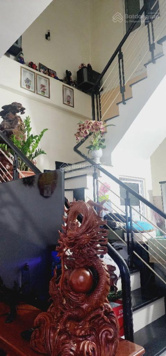 LÔ GÓC 2 TẦNG - KIỆT 5M ĐƯỜNG NGŨ HÀNH SƠN OTO ĐỖ CỬA NHÀ - HÀNG XÓM TOÀN CÁN BỘ -TOÀN XÂY CĂN HỘ.