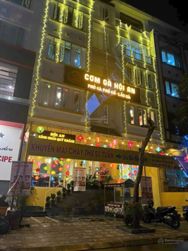 Duy nhất căn nhà vườn A23-16 Geleximco 120m2, mặt tiền 6m, trục đường xương cá khu A, giáp Vin