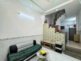 Bán nhà riêng tại đường Đông Hưng Thuận 2, 3,95 tỷ vnd, 120m2, 4pn + 4wc