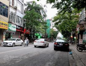 Chính chủ cần bán mặt phố Trần Tử Bình Cầu Giấy diện tích 121m2 mặt tiền 7.8m