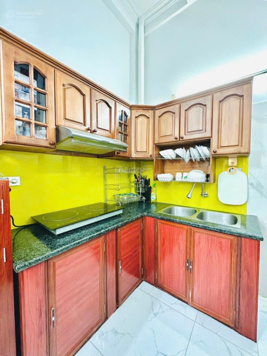 Bán nhà siêu hiếm - Ngõ 83 Nguyễn Khang, 6 tầng, 3.16m mặt tiền: 3 ngủ khép kín