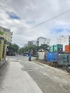 Duy nhất 1 lô đường thông ra Trần Hưng Đạo, kinh doanh sầm uất giá chưa đến 6 tỷ.