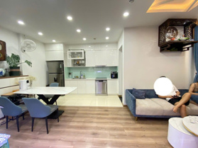 Bán căn 76m2 2PN 2VS giá 4.35 tỷ và căn góc 3PN 2VS 84m2 giá 4,85 tỷ ban công Đông Nam, sổ đỏ sẵn