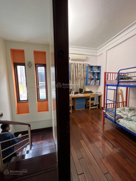 Bán gấp! Nhà 4 tầng ô tô đỗ cửa, Đường 70 Vạn Phúc, Hà Đông, 60m2 chỉ 8. X tỷ